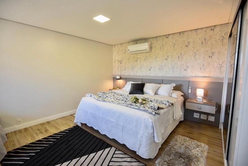 Apto De Luxo, 3 Suites, 1 Master E 2 Americanas, Centro 300mtos Rua Coberta, Apartamento *