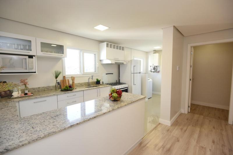Apto De Luxo, 3 Suites, 1 Master E 2 Americanas, Centro 300mtos Rua Coberta, * Gramado